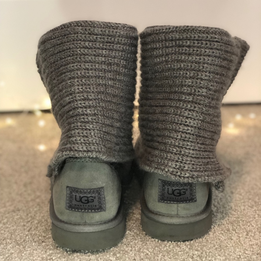 UGG boots- grey knit